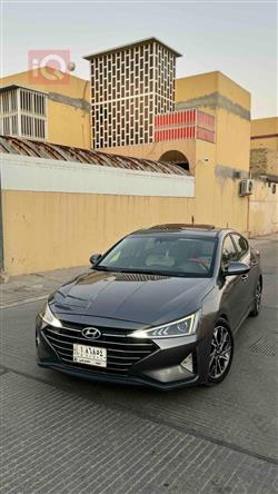هیوندای ئەلەنترا